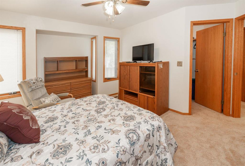 30 Reese, 3 Bedrooms Bedrooms, 11 Rooms Rooms,2 BathroomsBathrooms,Residential,For Sale,Reese