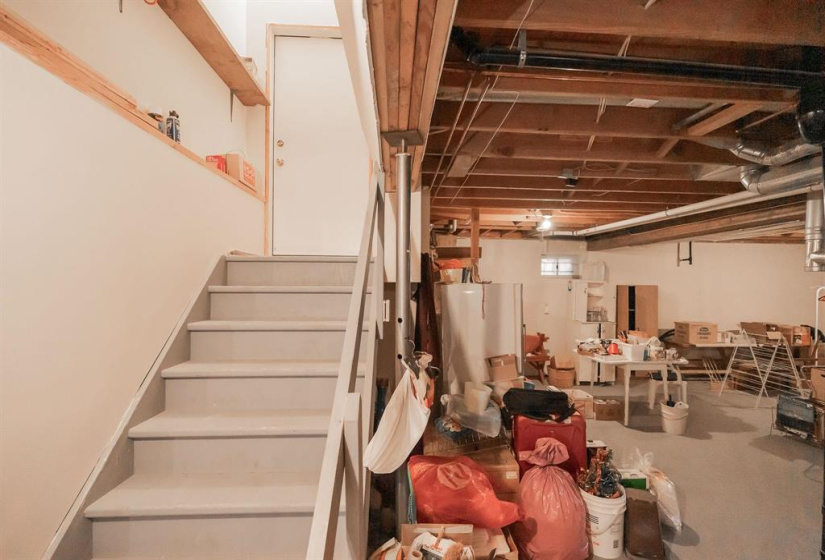 30 Reese, 3 Bedrooms Bedrooms, 11 Rooms Rooms,2 BathroomsBathrooms,Residential,For Sale,Reese