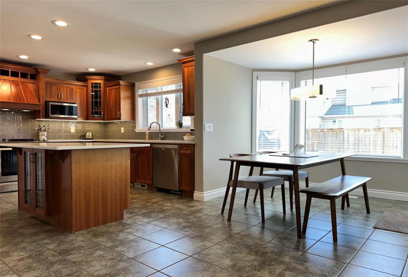 26 Ravine, 4 Bedrooms Bedrooms, 19 Rooms Rooms,3 BathroomsBathrooms,Residential,For Sale,Ravine