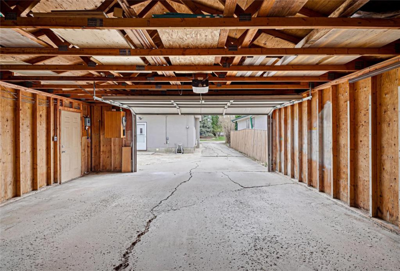 106 Duluth, 3 Bedrooms Bedrooms, 11 Rooms Rooms,1 BathroomBathrooms,Residential,For Sale,Duluth