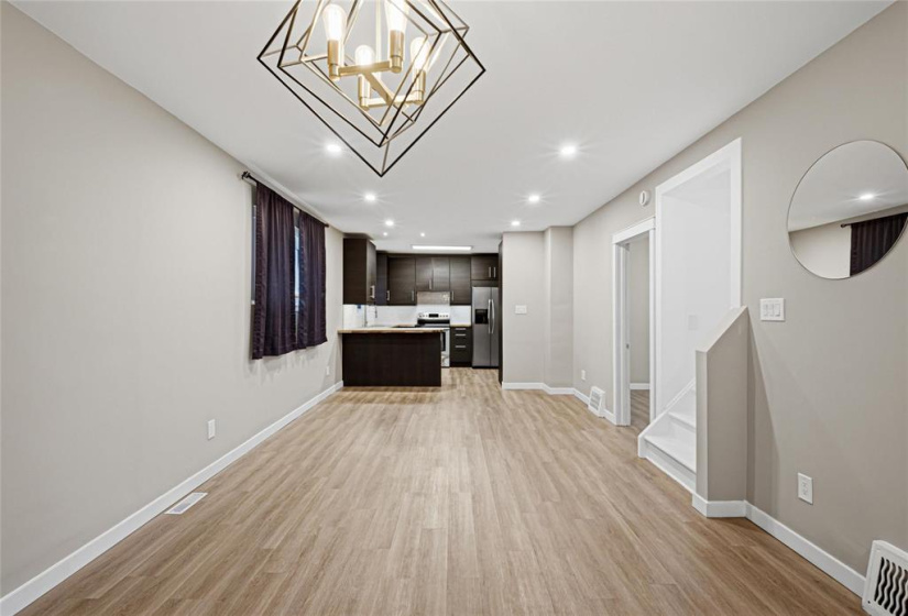 16 Rowe, 4 Bedrooms Bedrooms, 12 Rooms Rooms,1 BathroomBathrooms,Residential,For Sale,Rowe