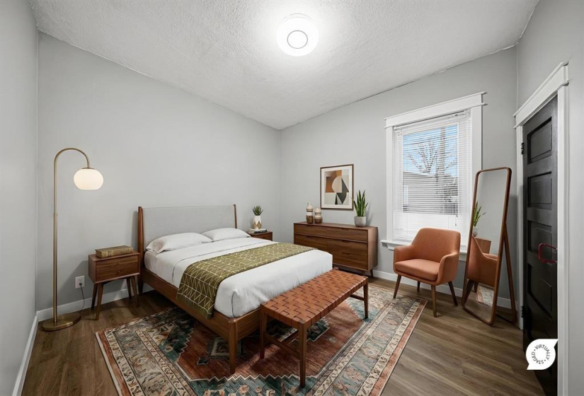 16 Rowe, 4 Bedrooms Bedrooms, 12 Rooms Rooms,1 BathroomBathrooms,Residential,For Sale,Rowe