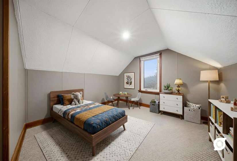16 Rowe, 4 Bedrooms Bedrooms, 12 Rooms Rooms,1 BathroomBathrooms,Residential,For Sale,Rowe