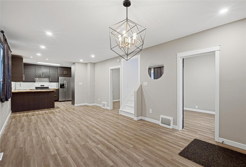16 Rowe, 4 Bedrooms Bedrooms, 12 Rooms Rooms,1 BathroomBathrooms,Residential,For Sale,Rowe