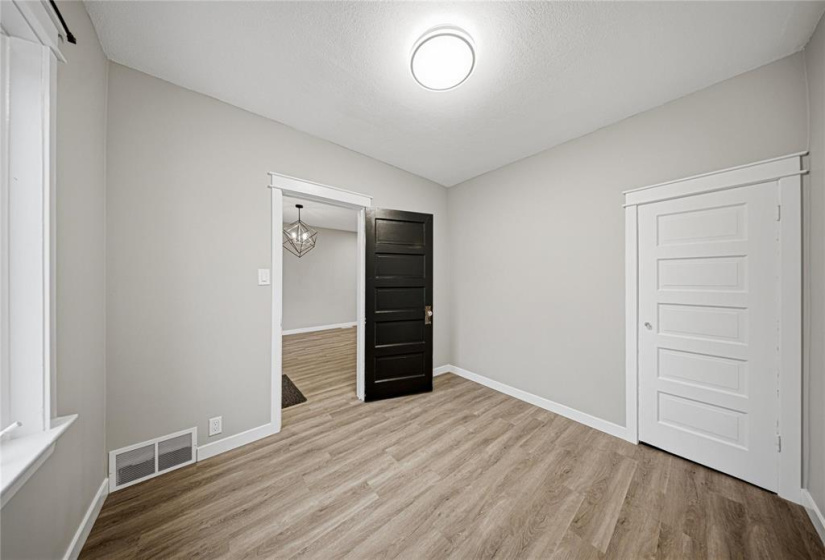 16 Rowe, 4 Bedrooms Bedrooms, 12 Rooms Rooms,1 BathroomBathrooms,Residential,For Sale,Rowe