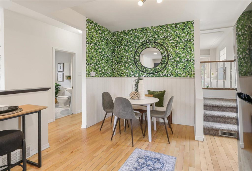 Breakfast nook or office space