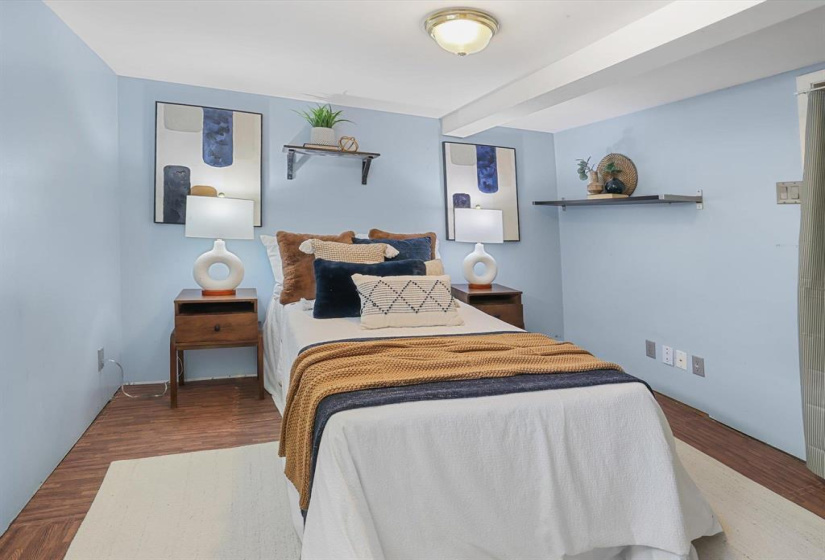 Basement spare room (does not meet egress)