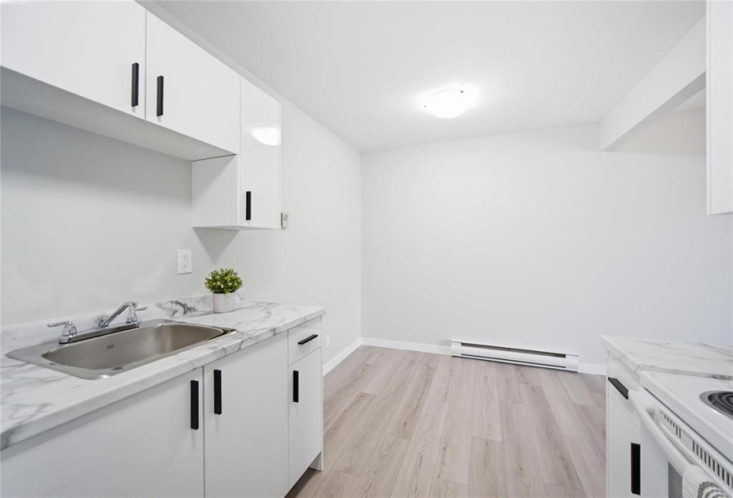 909 Jefferson, 2 Bedrooms Bedrooms, 8 Rooms Rooms,1 BathroomBathrooms,Condominium,For Sale,Jefferson