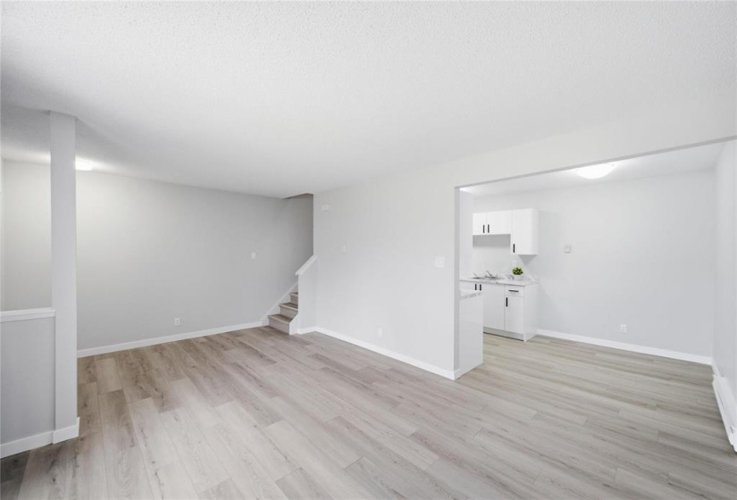 909 Jefferson, 2 Bedrooms Bedrooms, 8 Rooms Rooms,1 BathroomBathrooms,Condominium,For Sale,Jefferson