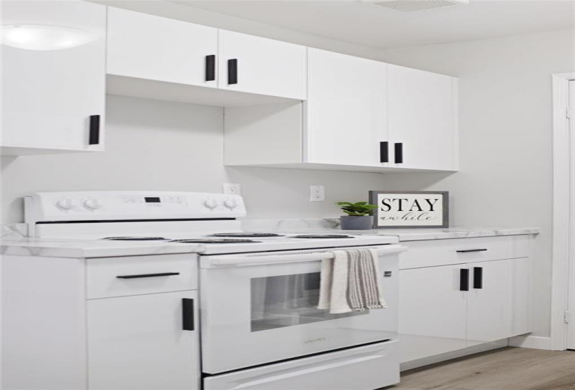 909 Jefferson, 2 Bedrooms Bedrooms, 8 Rooms Rooms,1 BathroomBathrooms,Condominium,For Sale,Jefferson