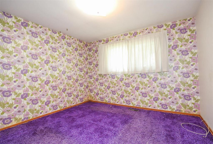 1164 Crestview Park, 3 Bedrooms Bedrooms, 7 Rooms Rooms,1 BathroomBathrooms,Residential,For Sale,Crestview Park