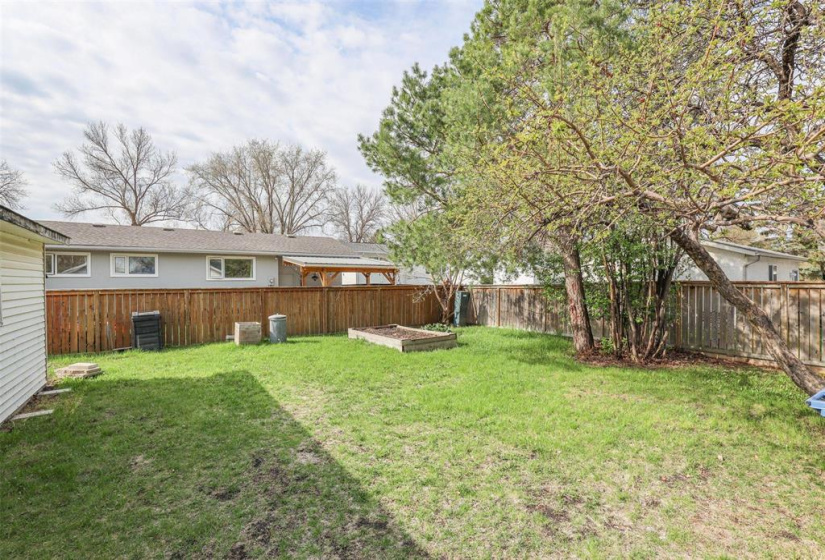 1164 Crestview Park, 3 Bedrooms Bedrooms, 7 Rooms Rooms,1 BathroomBathrooms,Residential,For Sale,Crestview Park