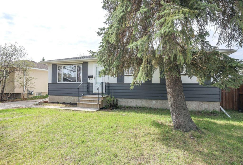 1164 Crestview Park, 3 Bedrooms Bedrooms, 7 Rooms Rooms,1 BathroomBathrooms,Residential,For Sale,Crestview Park