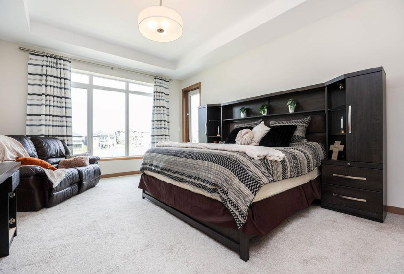 137 Rose Lake, 4 Bedrooms Bedrooms, 14 Rooms Rooms,3 BathroomsBathrooms,Residential,For Sale,Rose Lake
