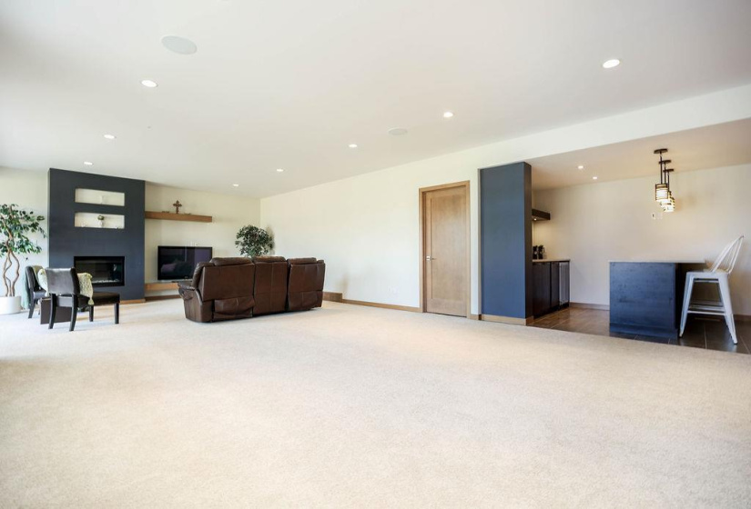 137 Rose Lake, 4 Bedrooms Bedrooms, 14 Rooms Rooms,3 BathroomsBathrooms,Residential,For Sale,Rose Lake