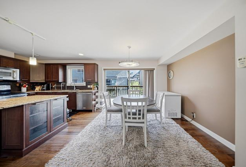 455 Shorehill, 3 Bedrooms Bedrooms, 11 Rooms Rooms,2 BathroomsBathrooms,Condominium,For Sale,Shorehill