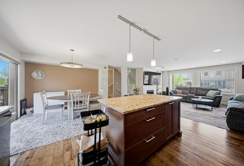 455 Shorehill, 3 Bedrooms Bedrooms, 11 Rooms Rooms,2 BathroomsBathrooms,Condominium,For Sale,Shorehill