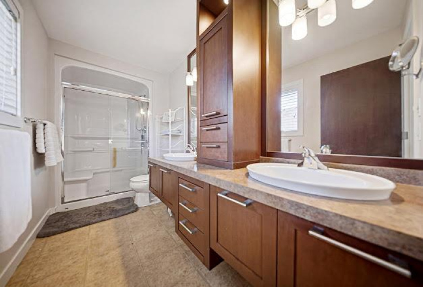 455 Shorehill, 3 Bedrooms Bedrooms, 11 Rooms Rooms,2 BathroomsBathrooms,Condominium,For Sale,Shorehill