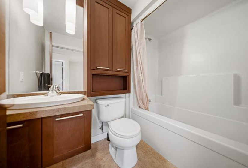 455 Shorehill, 3 Bedrooms Bedrooms, 11 Rooms Rooms,2 BathroomsBathrooms,Condominium,For Sale,Shorehill