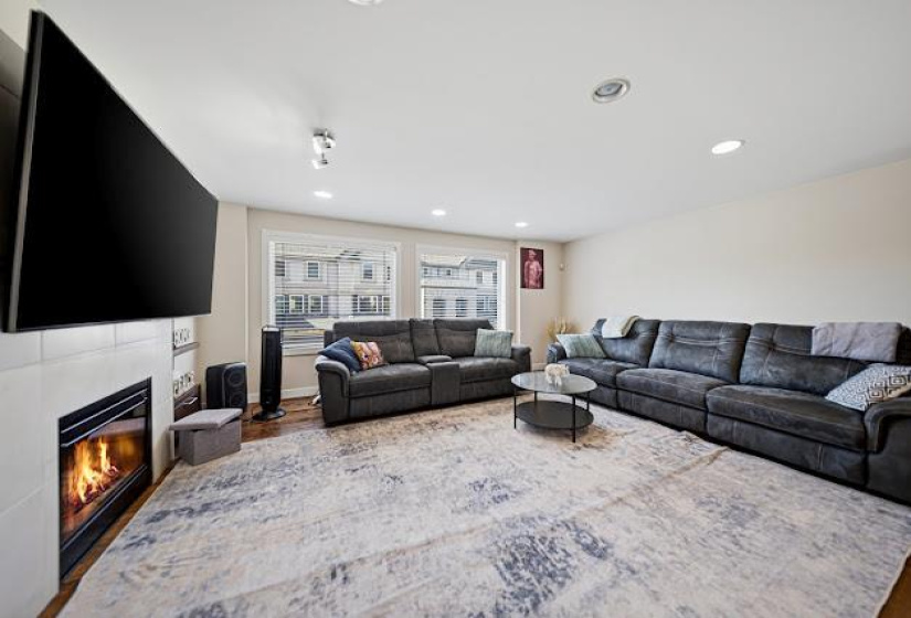 455 Shorehill, 3 Bedrooms Bedrooms, 11 Rooms Rooms,2 BathroomsBathrooms,Condominium,For Sale,Shorehill