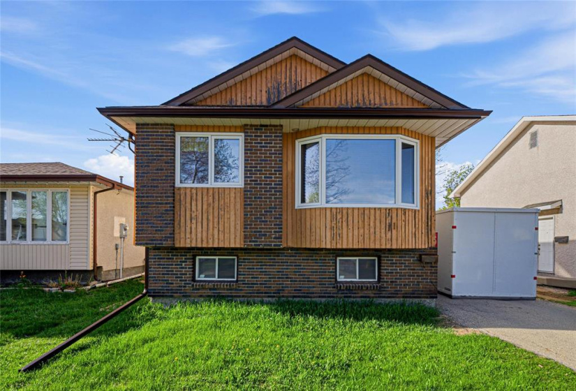 11 Birch, ,Residential,For Sale,Birch
