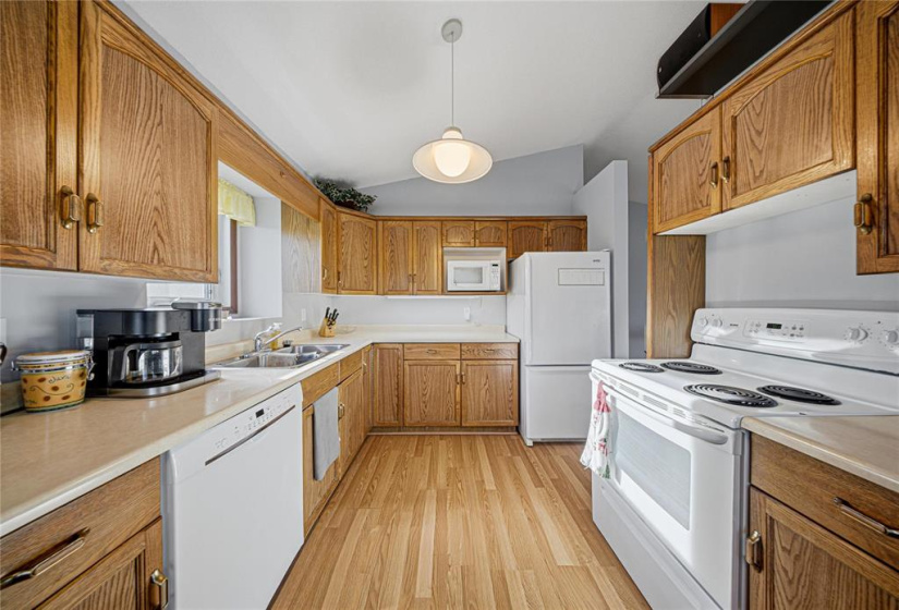 11 Birch, ,Residential,For Sale,Birch