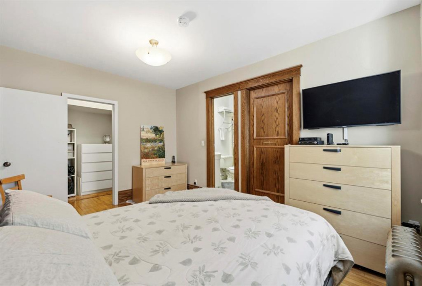 734 Dorchester, 2 Bedrooms Bedrooms, 8 Rooms Rooms,1 BathroomBathrooms,Condominium,For Sale,Dorchester