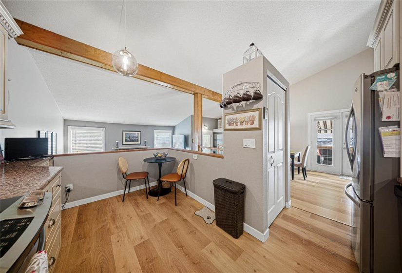 242 Tufnell, 3 Bedrooms Bedrooms, 11 Rooms Rooms,2 BathroomsBathrooms,Residential,For Sale,Tufnell
