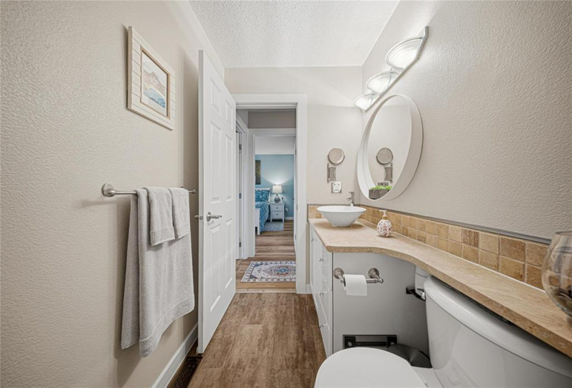 242 Tufnell, 3 Bedrooms Bedrooms, 11 Rooms Rooms,2 BathroomsBathrooms,Residential,For Sale,Tufnell