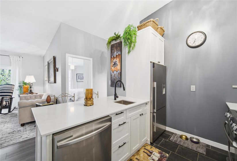 132 Portsmouth, 2 Bedrooms Bedrooms, 8 Rooms Rooms,2 BathroomsBathrooms,Condominium,For Sale,Portsmouth