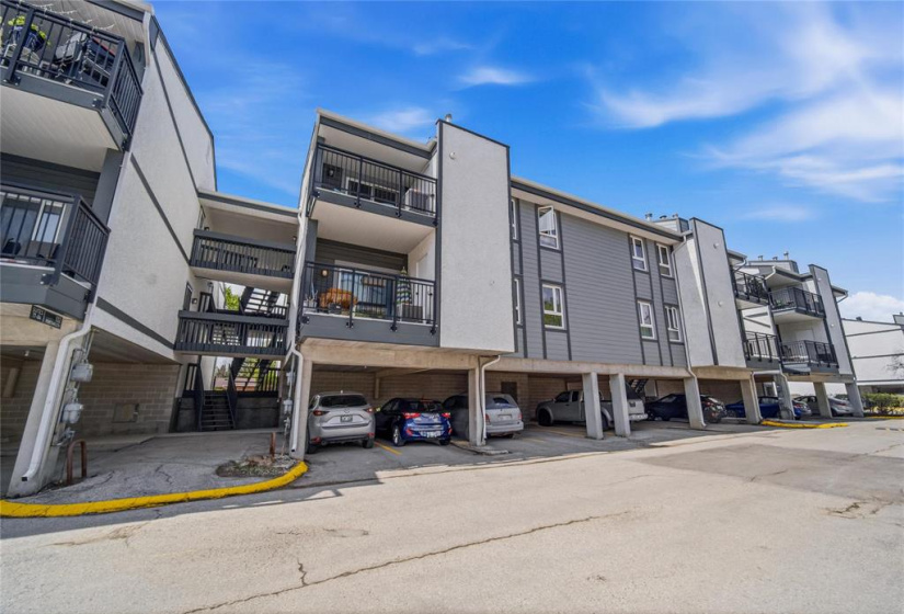 132 Portsmouth, 2 Bedrooms Bedrooms, 8 Rooms Rooms,2 BathroomsBathrooms,Condominium,For Sale,Portsmouth