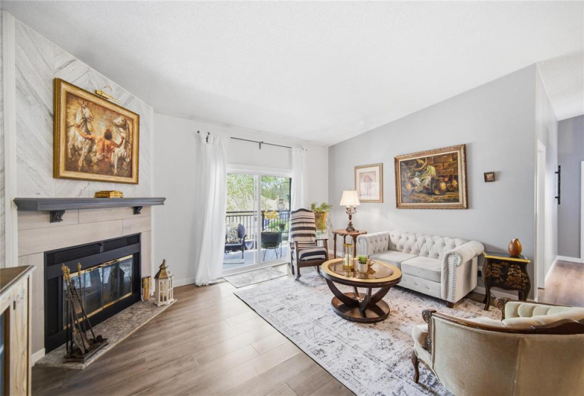 132 Portsmouth, 2 Bedrooms Bedrooms, 8 Rooms Rooms,2 BathroomsBathrooms,Condominium,For Sale,Portsmouth