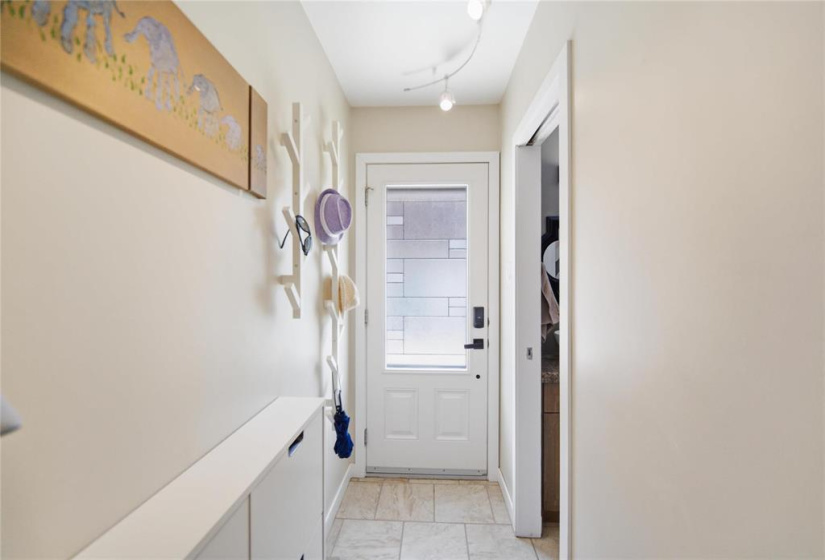2825 Ness, 4 Bedrooms Bedrooms, 9 Rooms Rooms,1 BathroomBathrooms,Condominium,For Sale,Ness