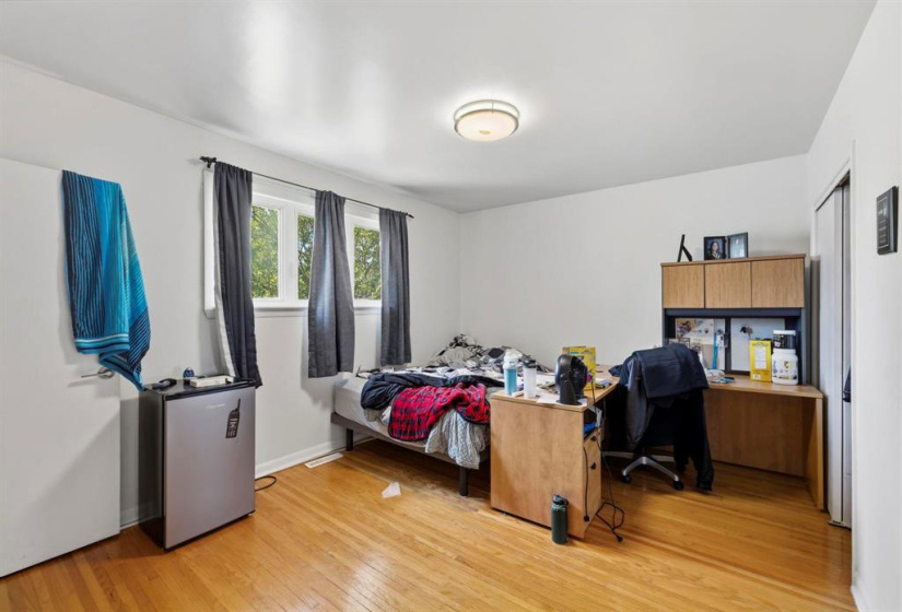 214 Hindley, 4 Bedrooms Bedrooms, 12 Rooms Rooms,2 BathroomsBathrooms,Residential,For Sale,Hindley