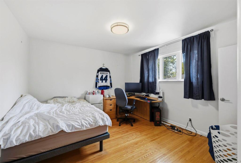 214 Hindley, 4 Bedrooms Bedrooms, 12 Rooms Rooms,2 BathroomsBathrooms,Residential,For Sale,Hindley