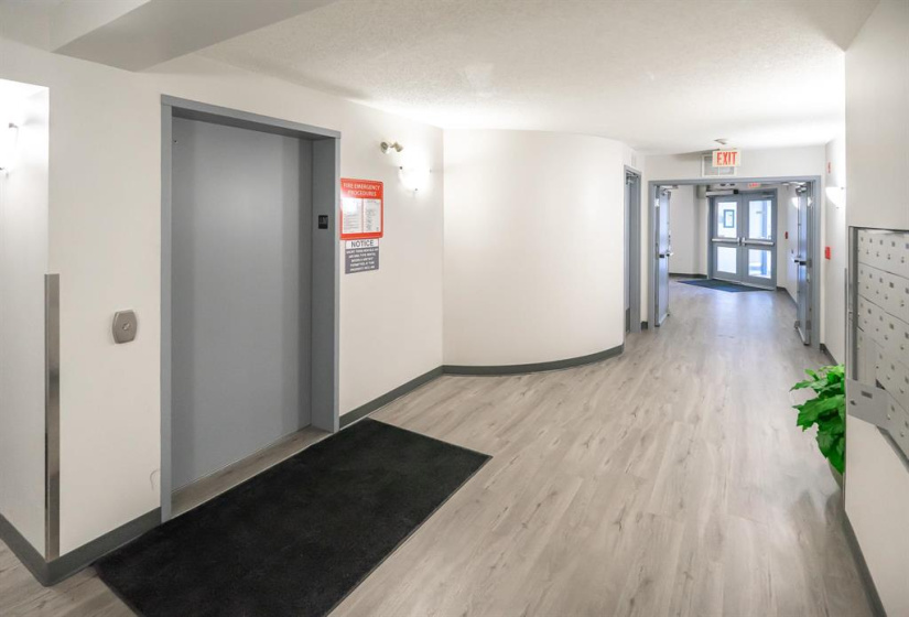 873 Waverley, 2 Bedrooms Bedrooms, 9 Rooms Rooms,2 BathroomsBathrooms,Condominium,For Sale,Waverley