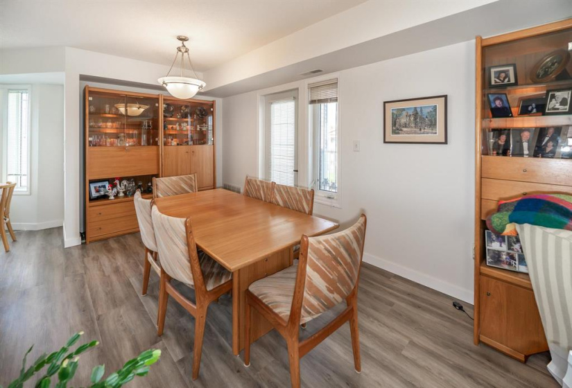 873 Waverley, 2 Bedrooms Bedrooms, 9 Rooms Rooms,2 BathroomsBathrooms,Condominium,For Sale,Waverley