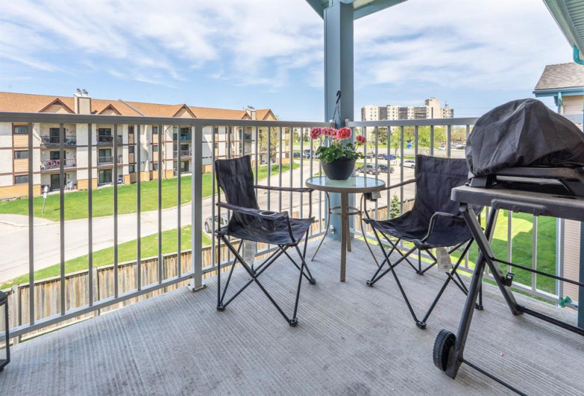 873 Waverley, 2 Bedrooms Bedrooms, 9 Rooms Rooms,2 BathroomsBathrooms,Condominium,For Sale,Waverley