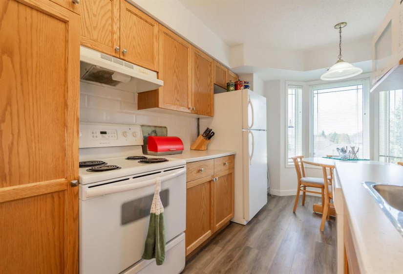 873 Waverley, 2 Bedrooms Bedrooms, 9 Rooms Rooms,2 BathroomsBathrooms,Condominium,For Sale,Waverley