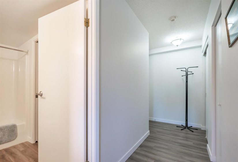 873 Waverley, 2 Bedrooms Bedrooms, 9 Rooms Rooms,2 BathroomsBathrooms,Condominium,For Sale,Waverley
