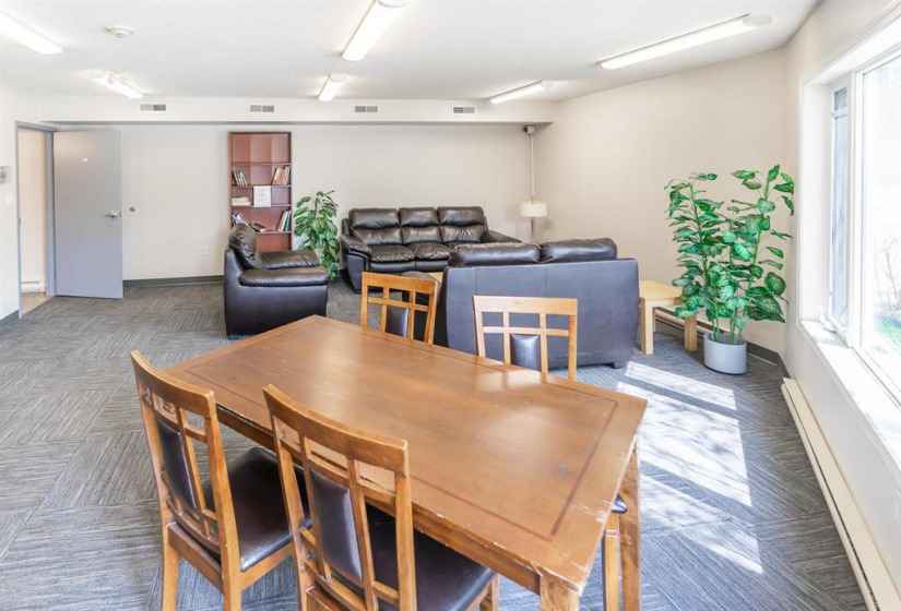 873 Waverley, 2 Bedrooms Bedrooms, 9 Rooms Rooms,2 BathroomsBathrooms,Condominium,For Sale,Waverley