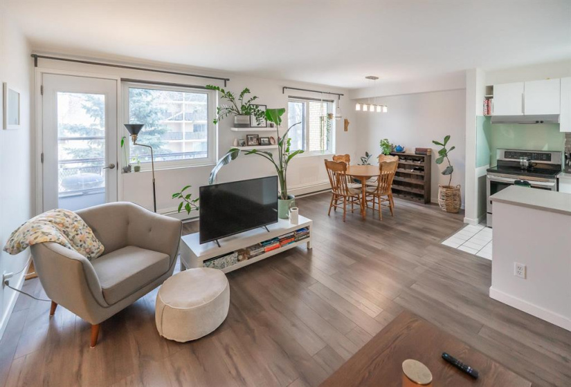1700 Taylor, 2 Bedrooms Bedrooms, 5 Rooms Rooms,1 BathroomBathrooms,Condominium,For Sale,Taylor