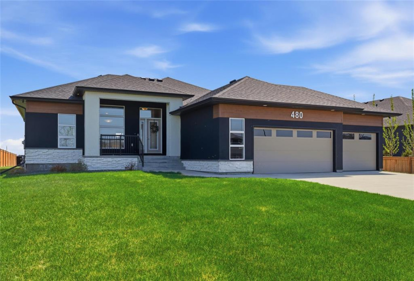 480 Maconnell, 5 Bedrooms Bedrooms, 17 Rooms Rooms,3 BathroomsBathrooms,Residential,For Sale,Maconnell