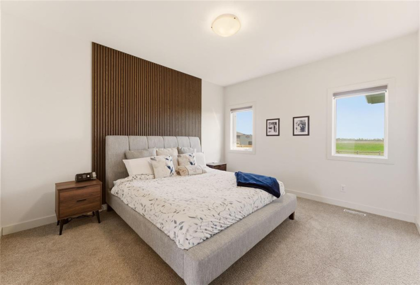 480 Maconnell, 5 Bedrooms Bedrooms, 17 Rooms Rooms,3 BathroomsBathrooms,Residential,For Sale,Maconnell