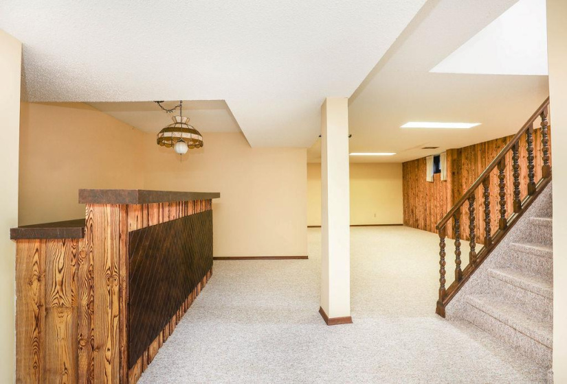22 Swan Lake, 3 Bedrooms Bedrooms, 12 Rooms Rooms,2 BathroomsBathrooms,Residential,For Sale,Swan Lake