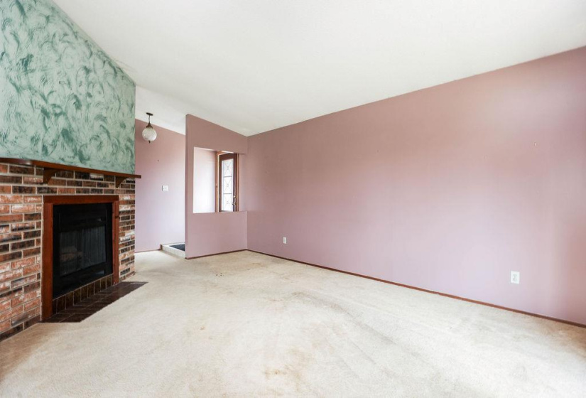 22 Swan Lake, 3 Bedrooms Bedrooms, 12 Rooms Rooms,2 BathroomsBathrooms,Residential,For Sale,Swan Lake