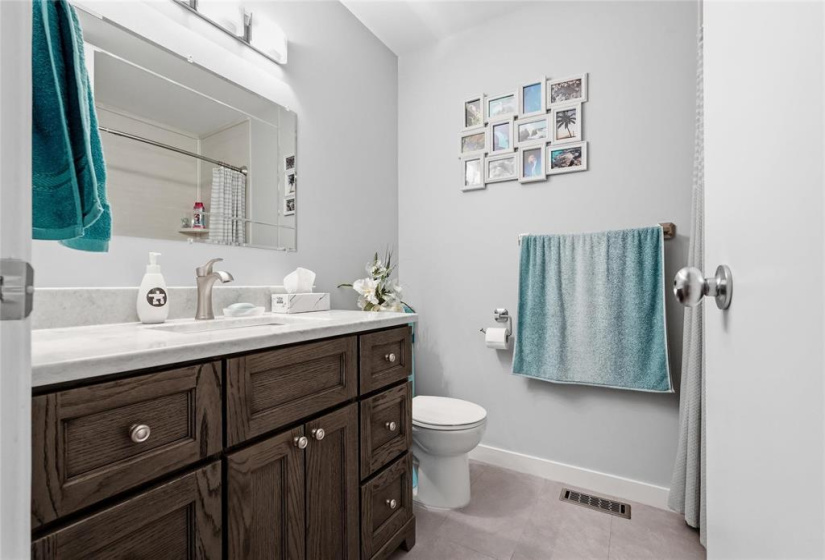 251 Augusta, 3 Bedrooms Bedrooms, 14 Rooms Rooms,3 BathroomsBathrooms,Residential,For Sale,Augusta