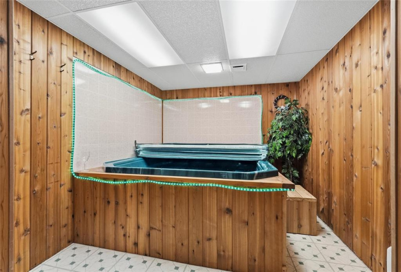251 Augusta, 3 Bedrooms Bedrooms, 14 Rooms Rooms,3 BathroomsBathrooms,Residential,For Sale,Augusta