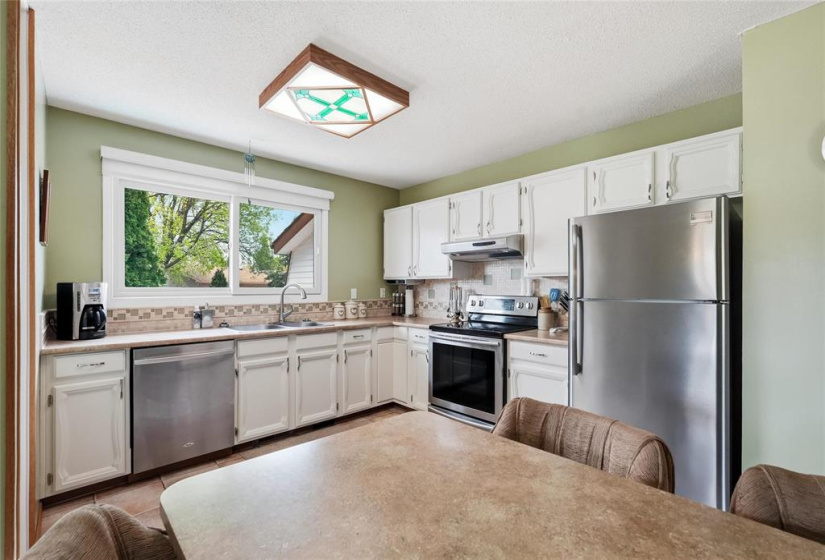 251 Augusta, 3 Bedrooms Bedrooms, 14 Rooms Rooms,3 BathroomsBathrooms,Residential,For Sale,Augusta