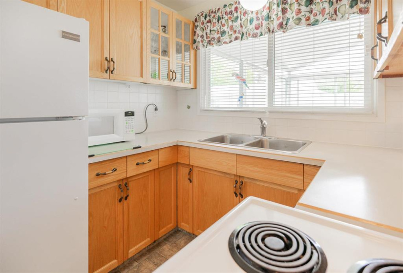 372 Hillary, 3 Bedrooms Bedrooms, 12 Rooms Rooms,2 BathroomsBathrooms,Residential,For Sale,Hillary